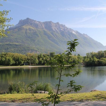 Juste Pour Le Plaisir Bed & Breakfast Saint-Pierre-dʼAlbigny Exterior foto